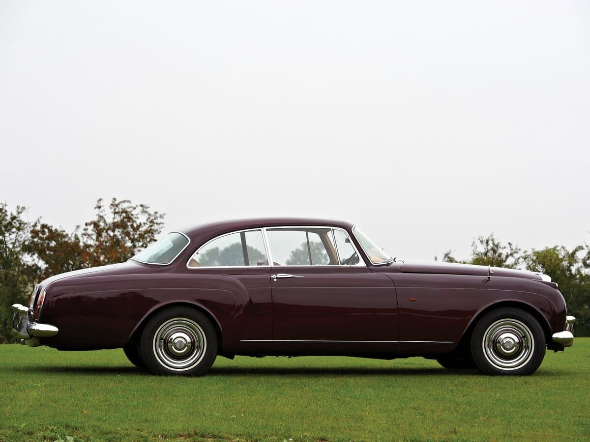 Bentley S II — Yandan