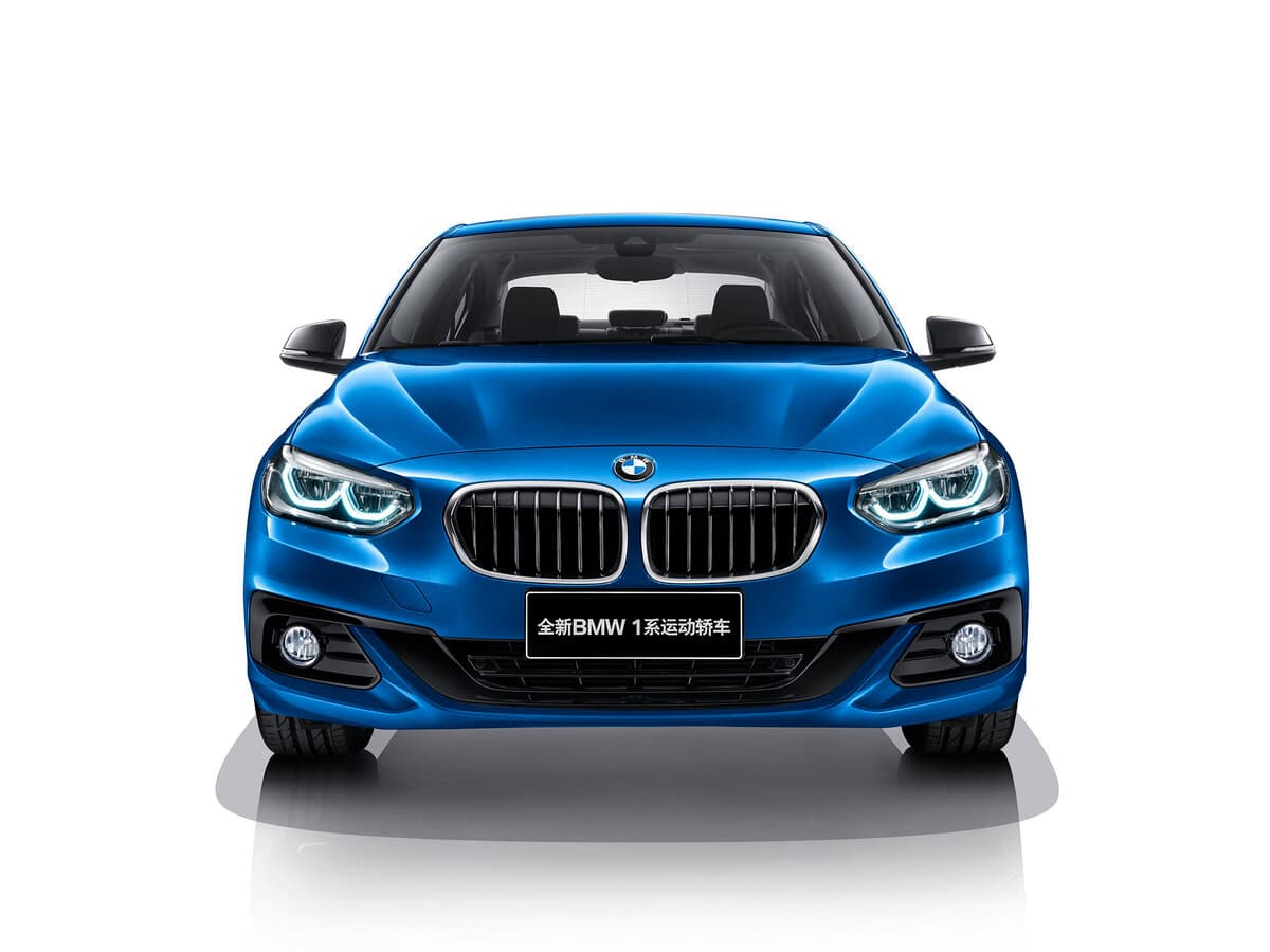 BMW 1 seriyası III (F52) — Öndən