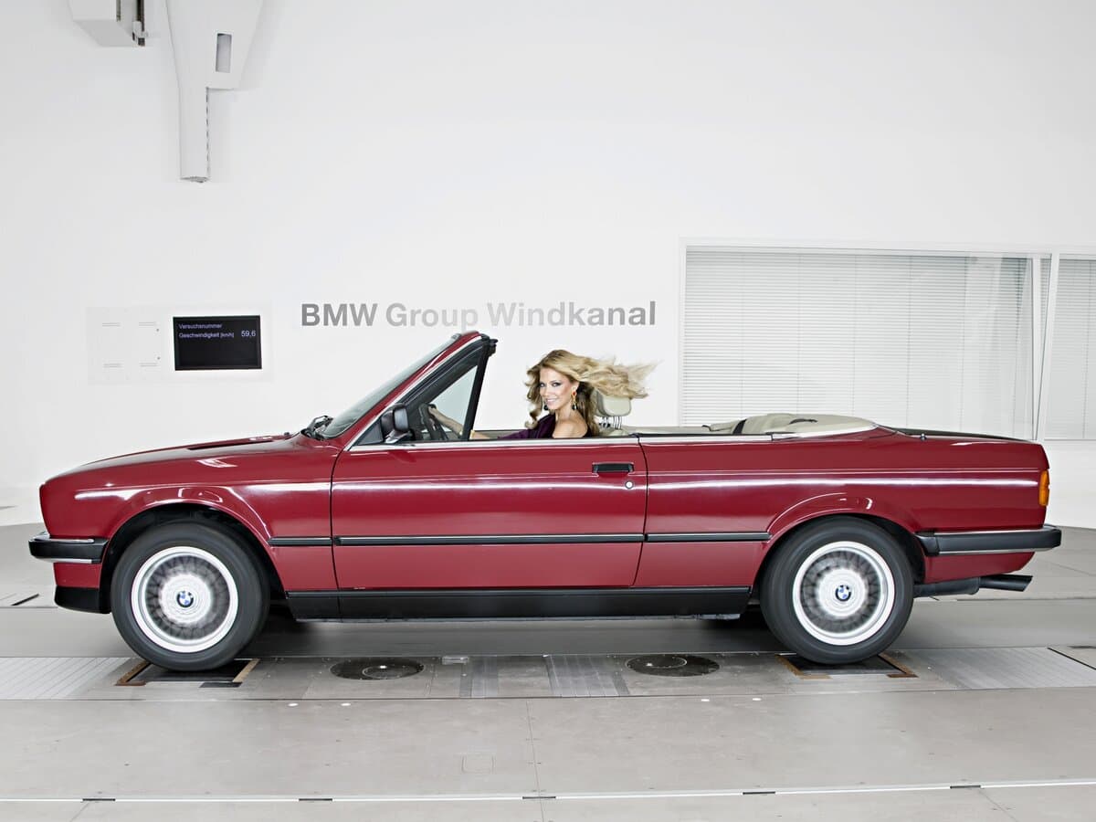 BMW 3 seriyası II (E30) — Yandan