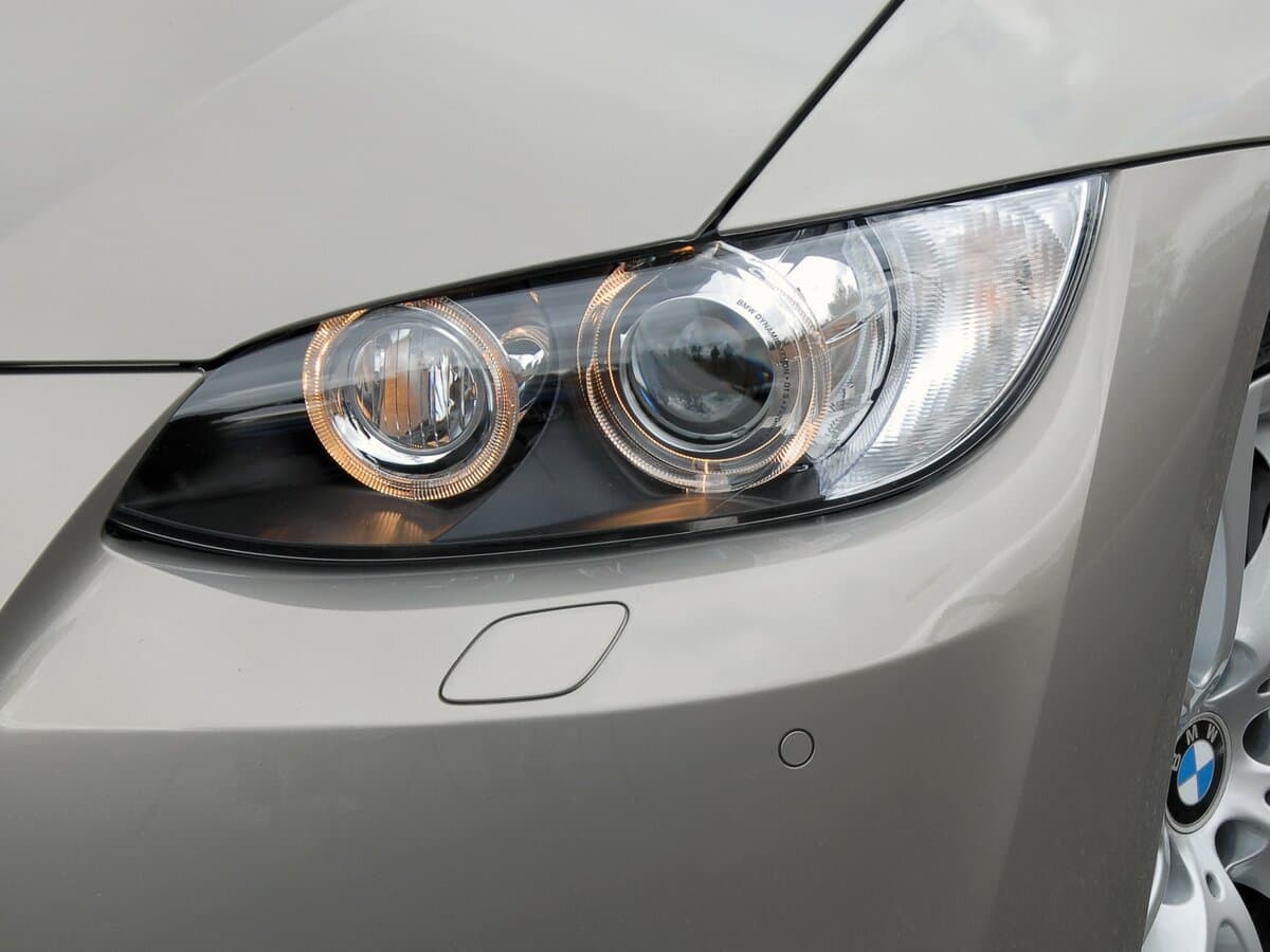 BMW 3 seriyası V (E90/E91/E92/E93) — Fara