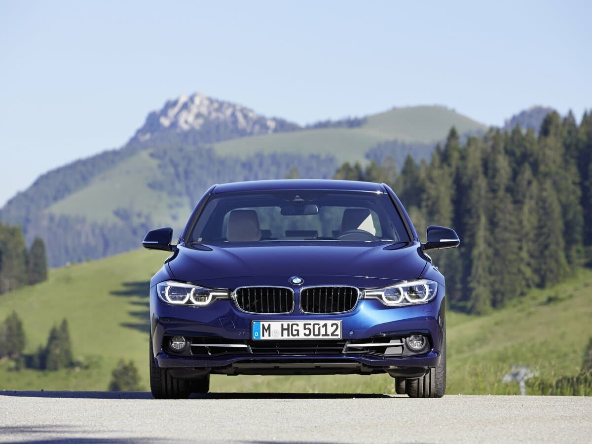 BMW 3 seriyası VI (F30/F31/F34) Restayling — Öndən