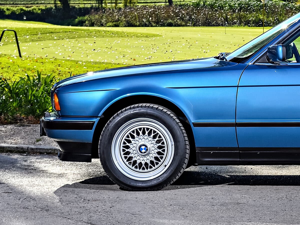 BMW 5 seriyası III (E34) — Təkər