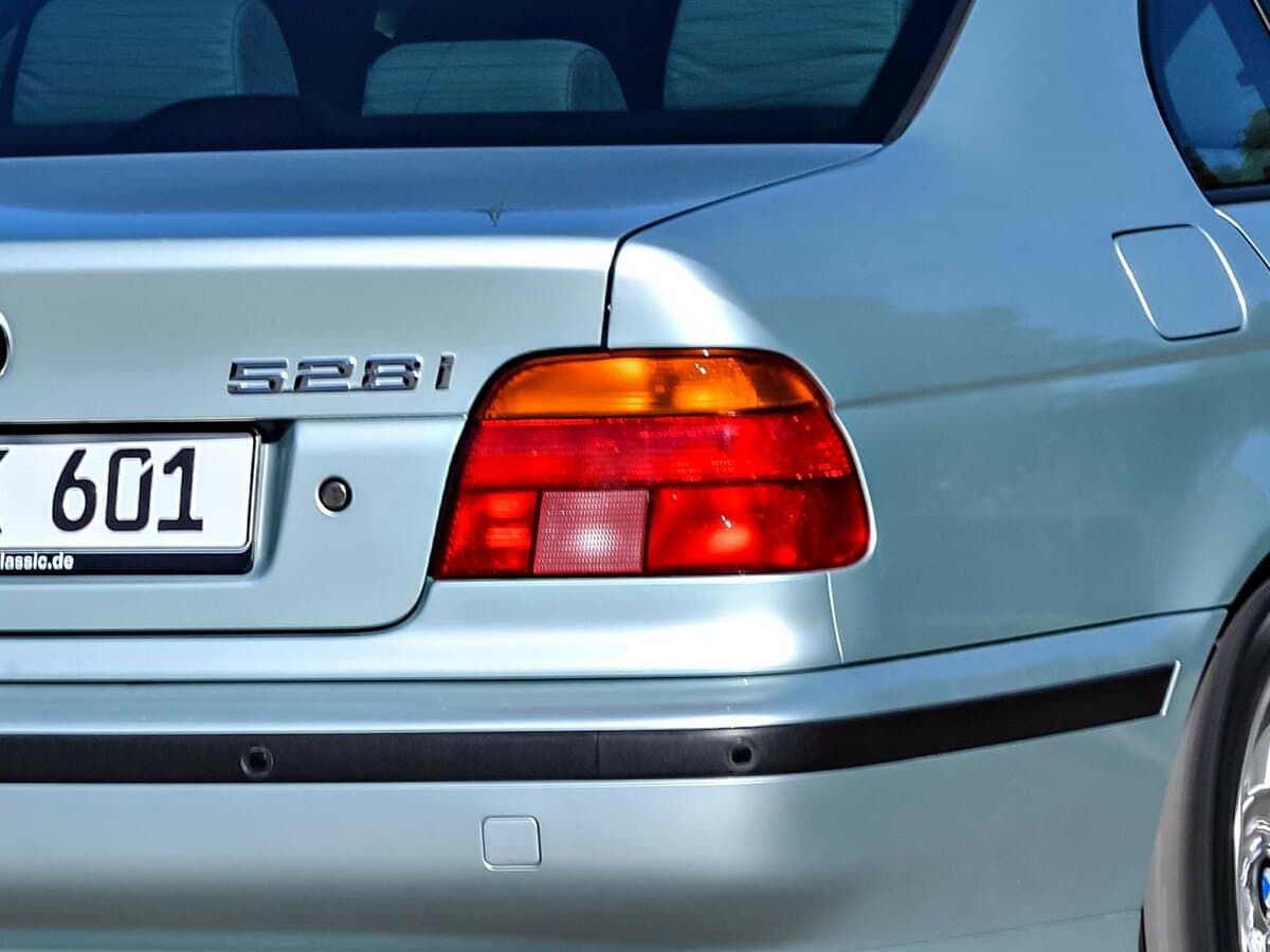 BMW 5 seriyası IV (E39) — Detal