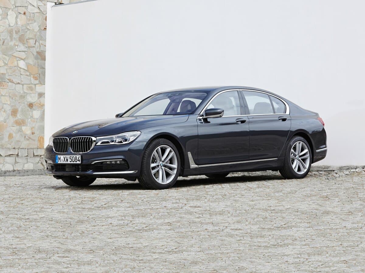 BMW 7 seriyası VI (G11/G12)