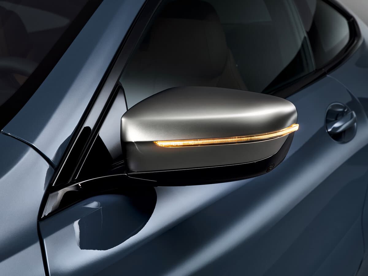 BMW 8 seriyası II (G14/G15/G16) — Yan güzgü