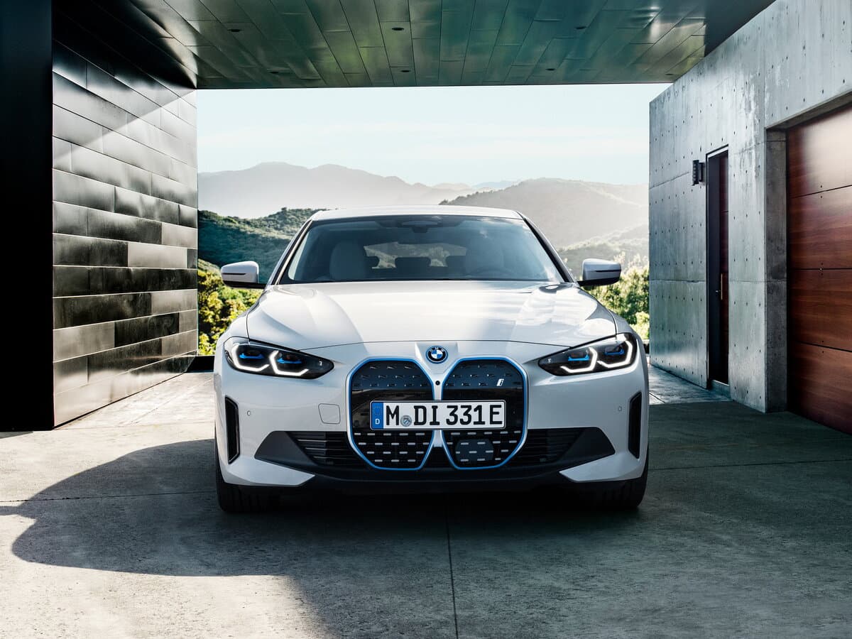 BMW i4 G26 — Öndən