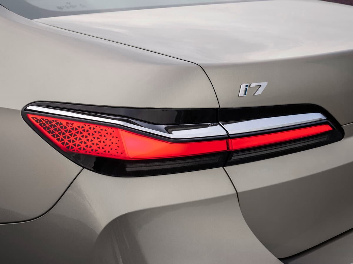 BMW i7 I (G70) — Detal