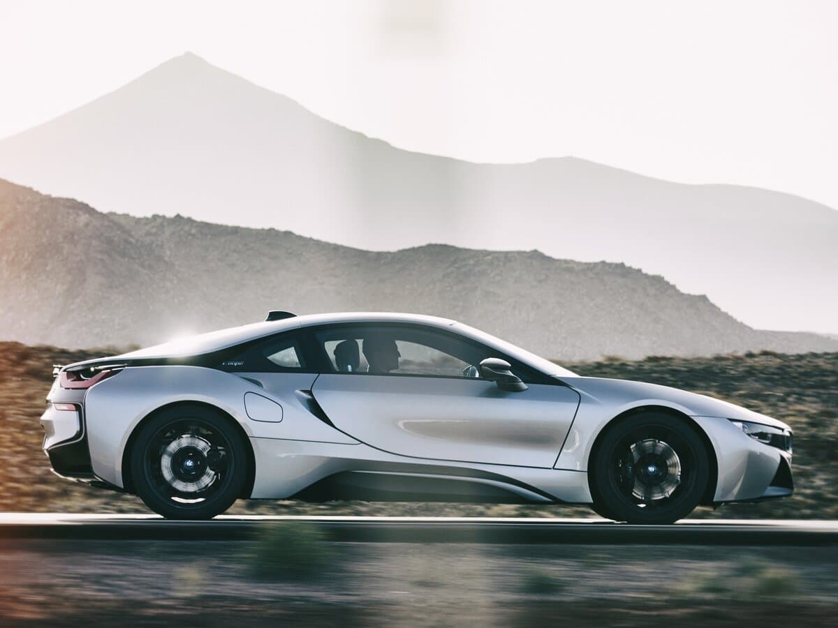 BMW i8 I Restayling — Yandan