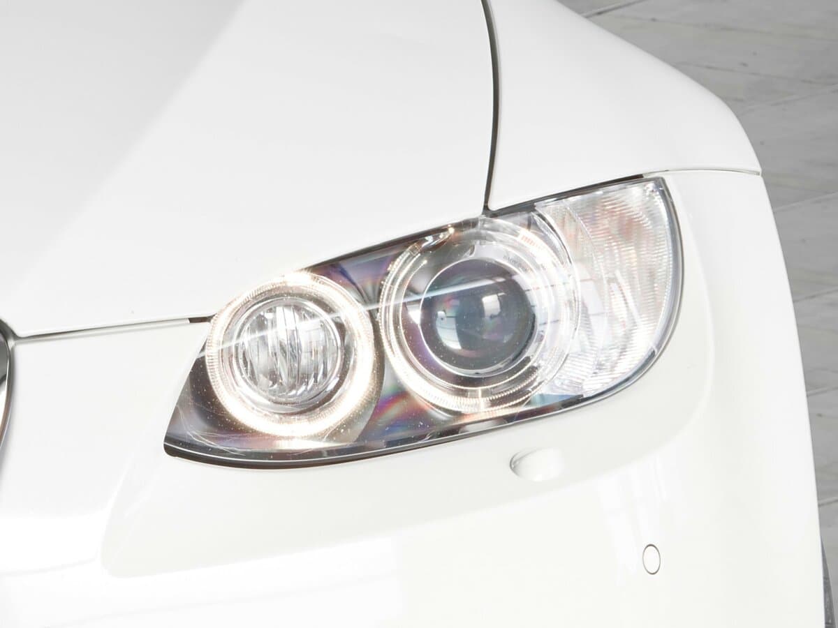 BMW M3 IV (E90) — Fara