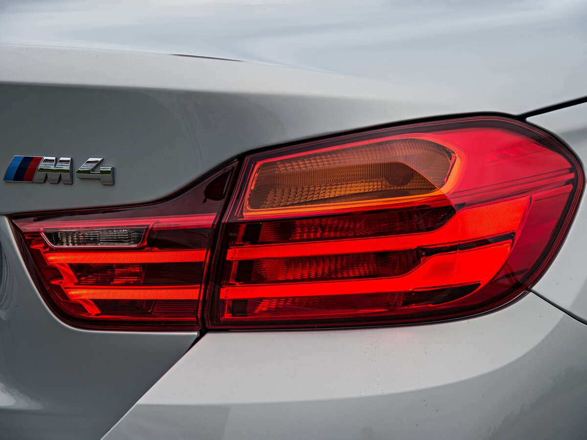 BMW M4 F82/F83 — Detal