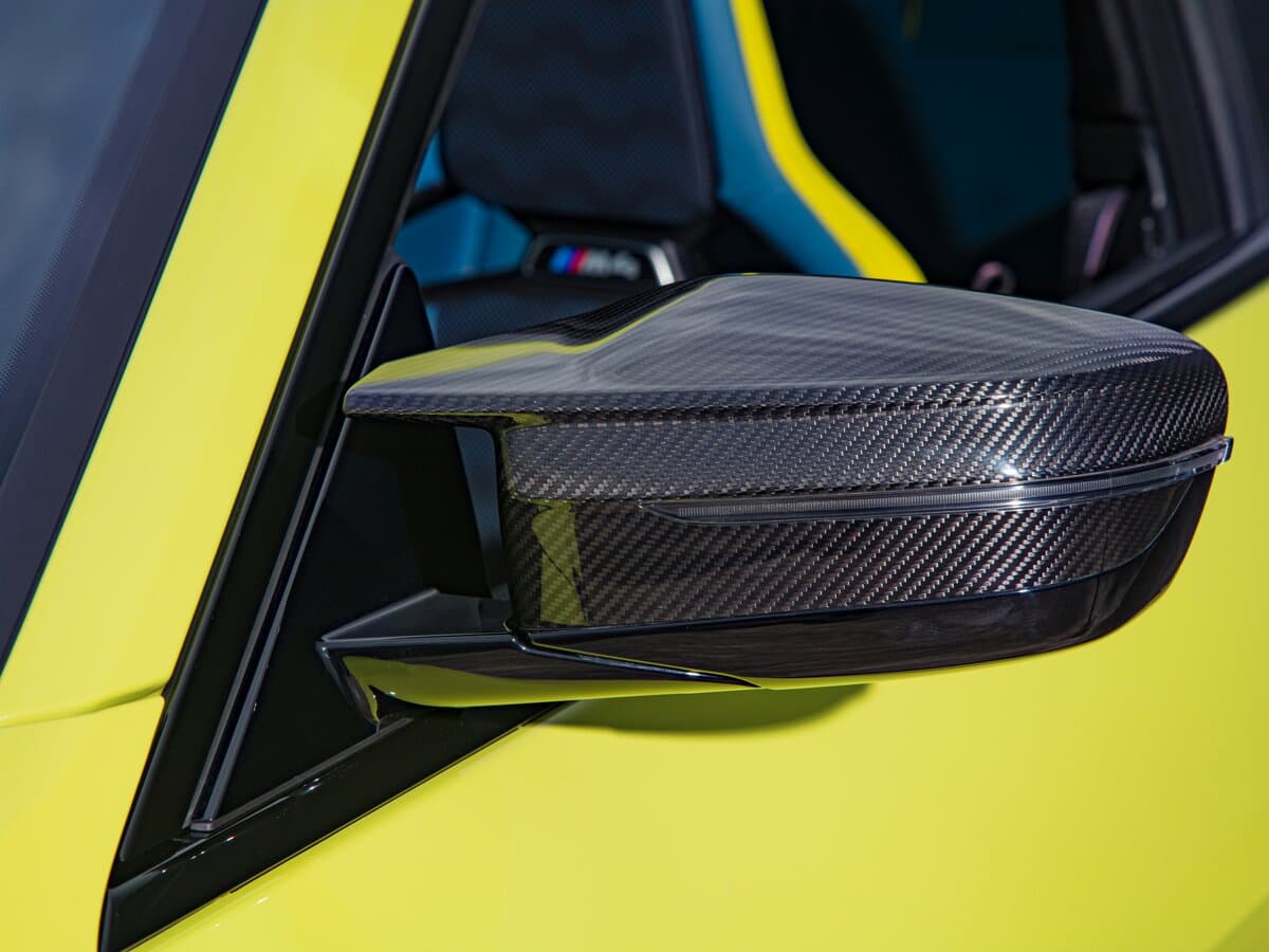 BMW M4 G82/G83 — Yan güzgü