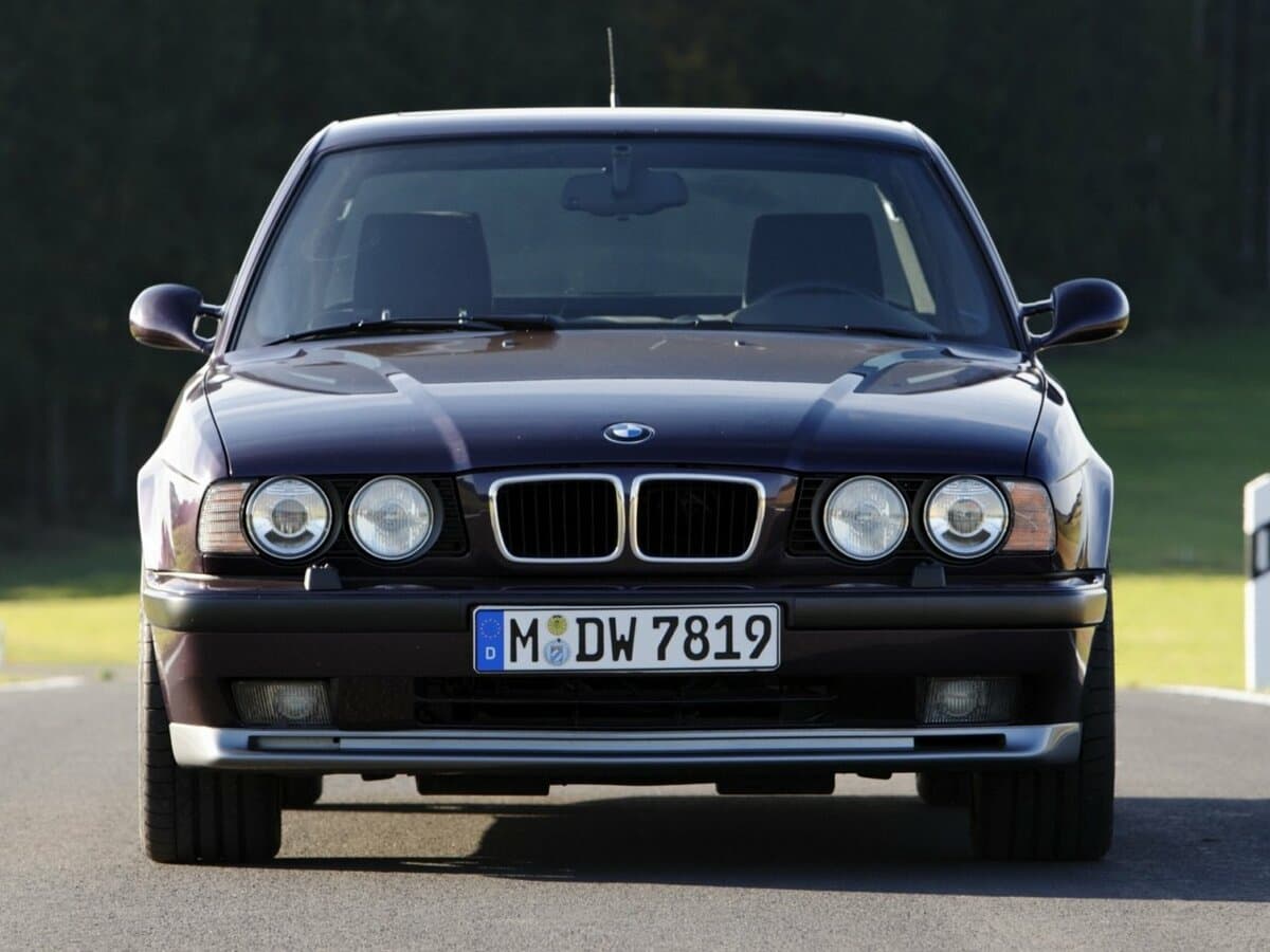 BMW M5 II (E34) — Öndən