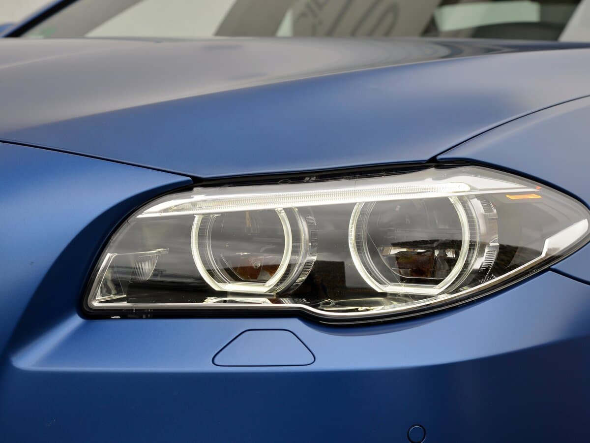 BMW M5 V (F10) Restayling — Fara