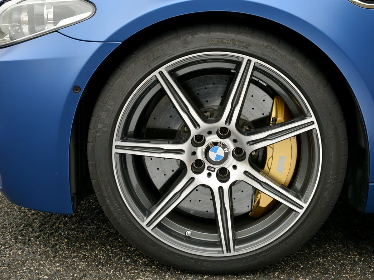BMW M5 V (F10) Restayling — Təkər