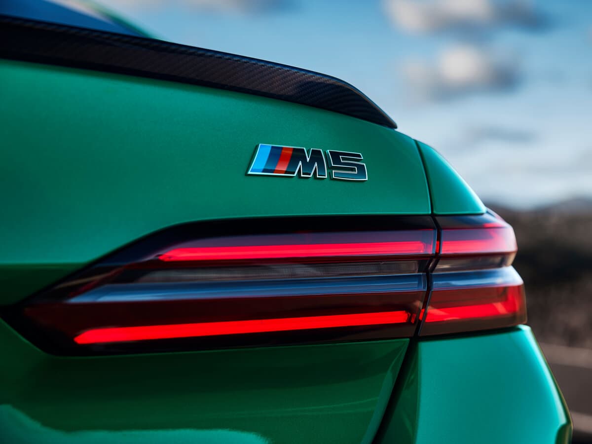 BMW M5 VII (G90) — Detal