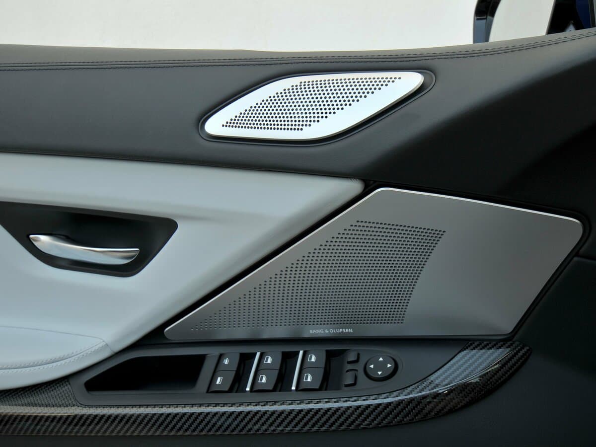 BMW M6 III (F06/F13/F12) — Qapı
