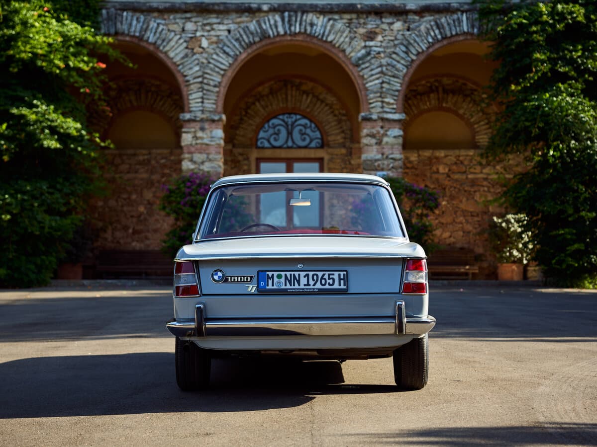 BMW New Class 1800 — Arxadan