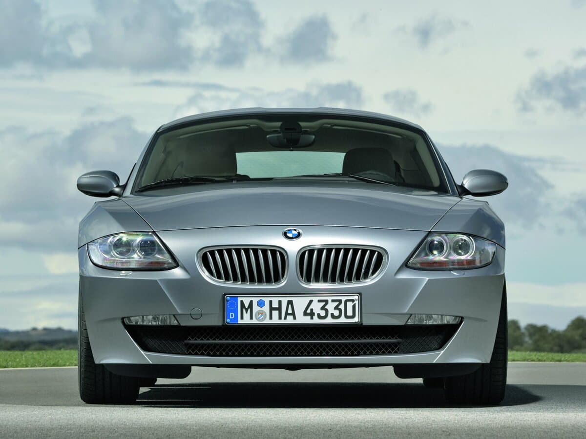 BMW Z4 I (E85/E86) Restayling — Öndən