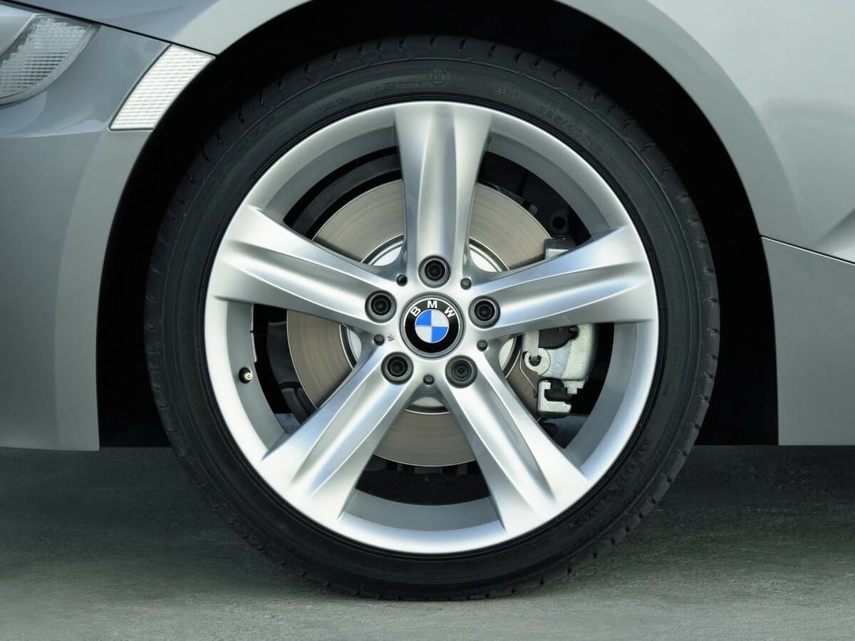 BMW Z4 I (E85/E86) Restayling — Təkər