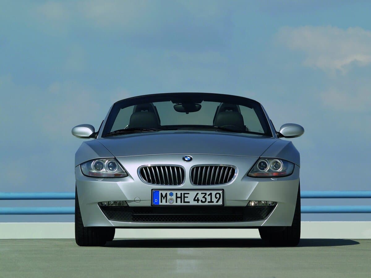 BMW Z4 I (E85/E86) Restayling — Öndən