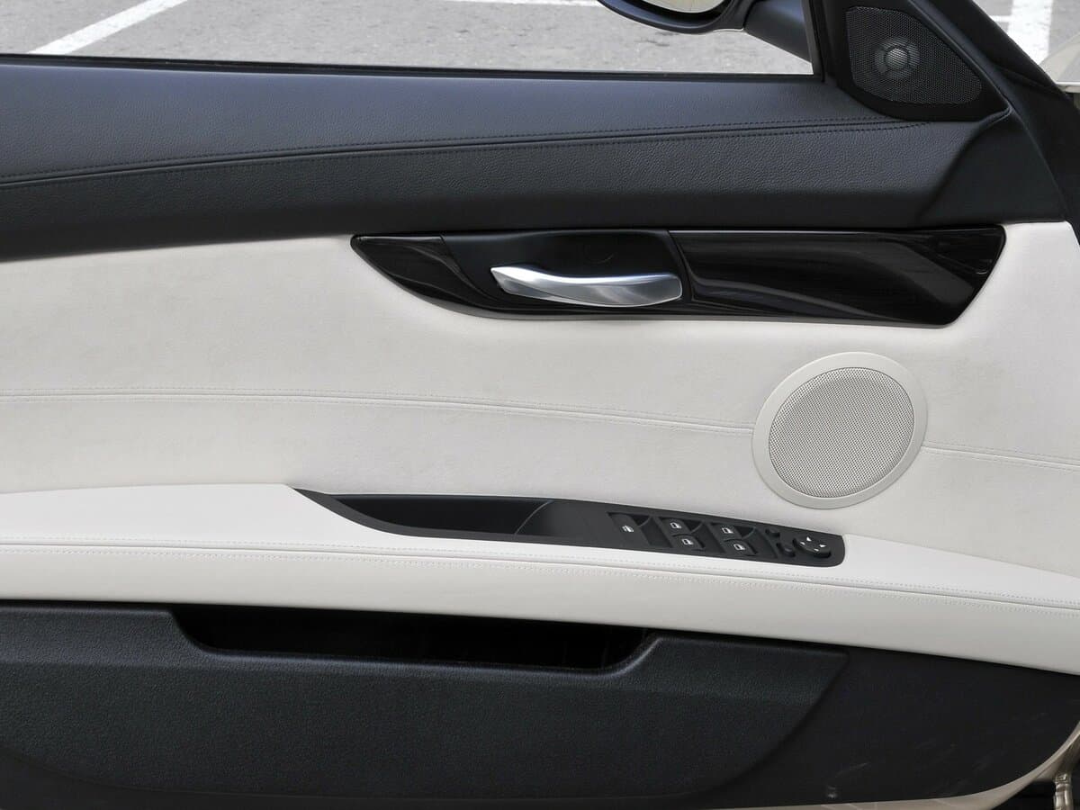 BMW Z4 II (E89) — Qapı