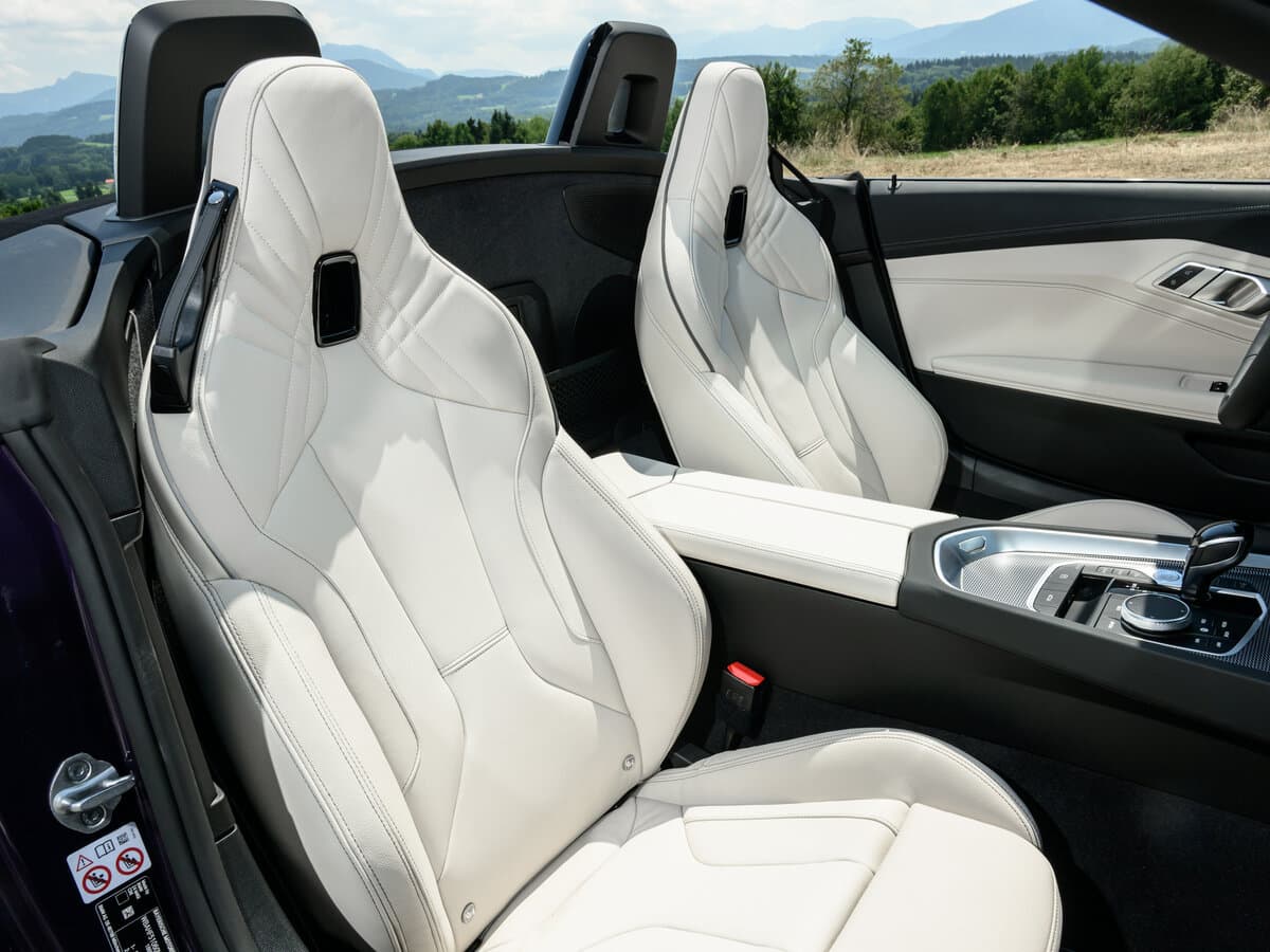 BMW Z4 III (G29) Restayling — Salon, öndən