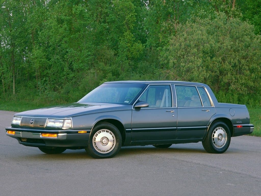 Buick Electra VI — Yandan