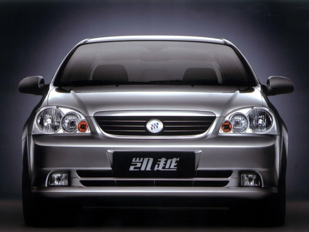 Buick Excelle I — Öndən