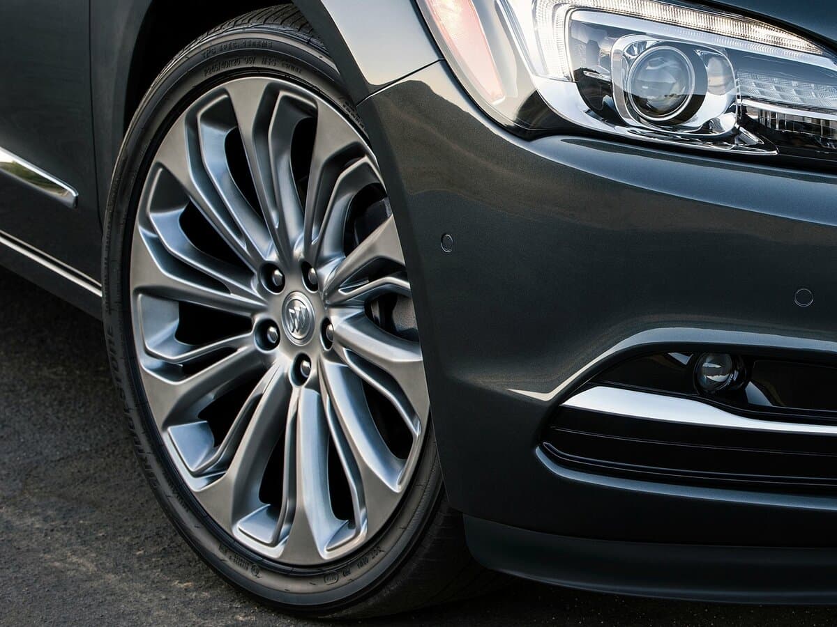 Buick LaCrosse III — Təkər