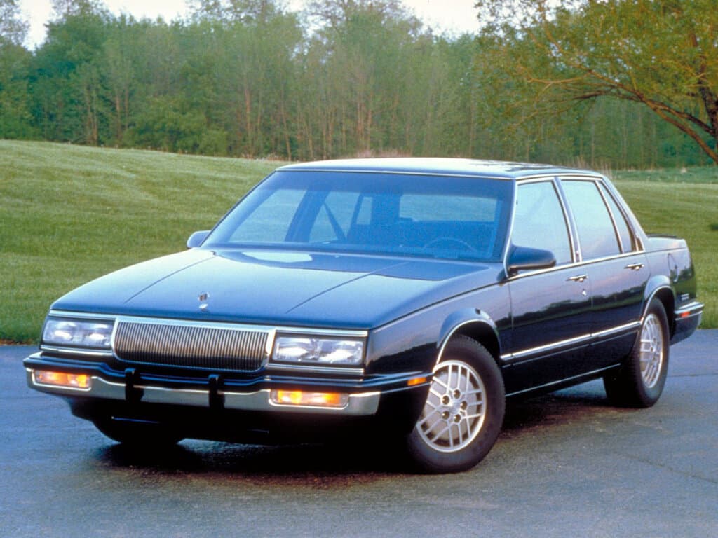 Buick LeSabre VI — Öndən