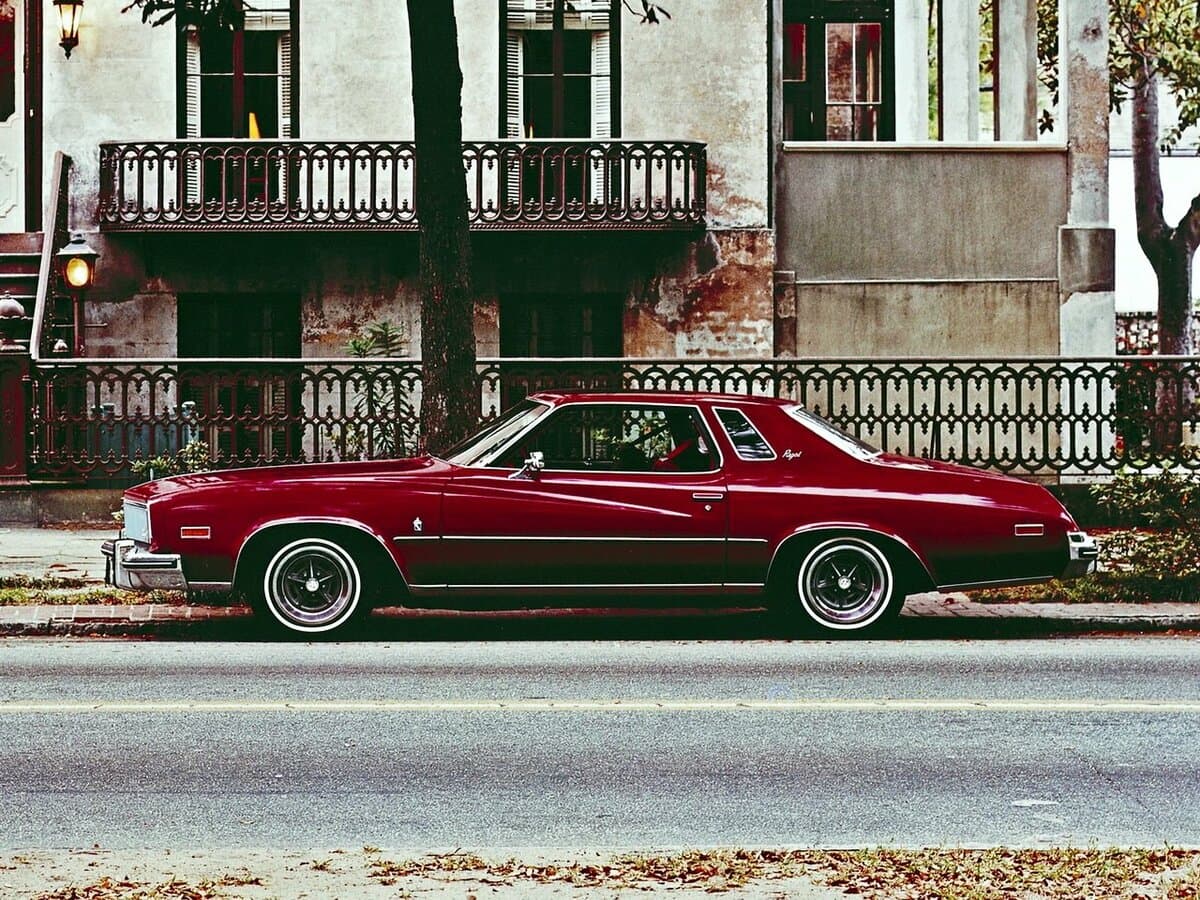 Buick Regal I — Yandan