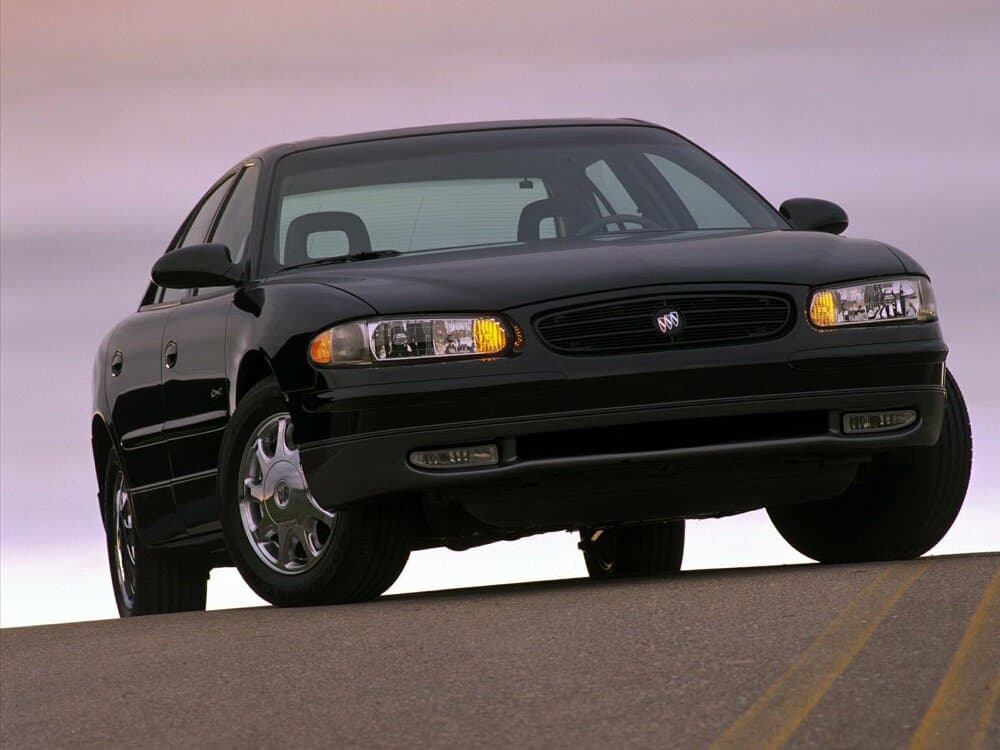 Buick Regal IV — Öndən