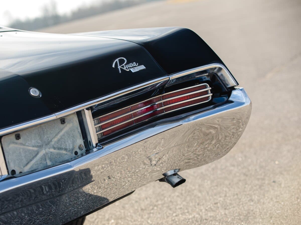 Buick Riviera II — Detal