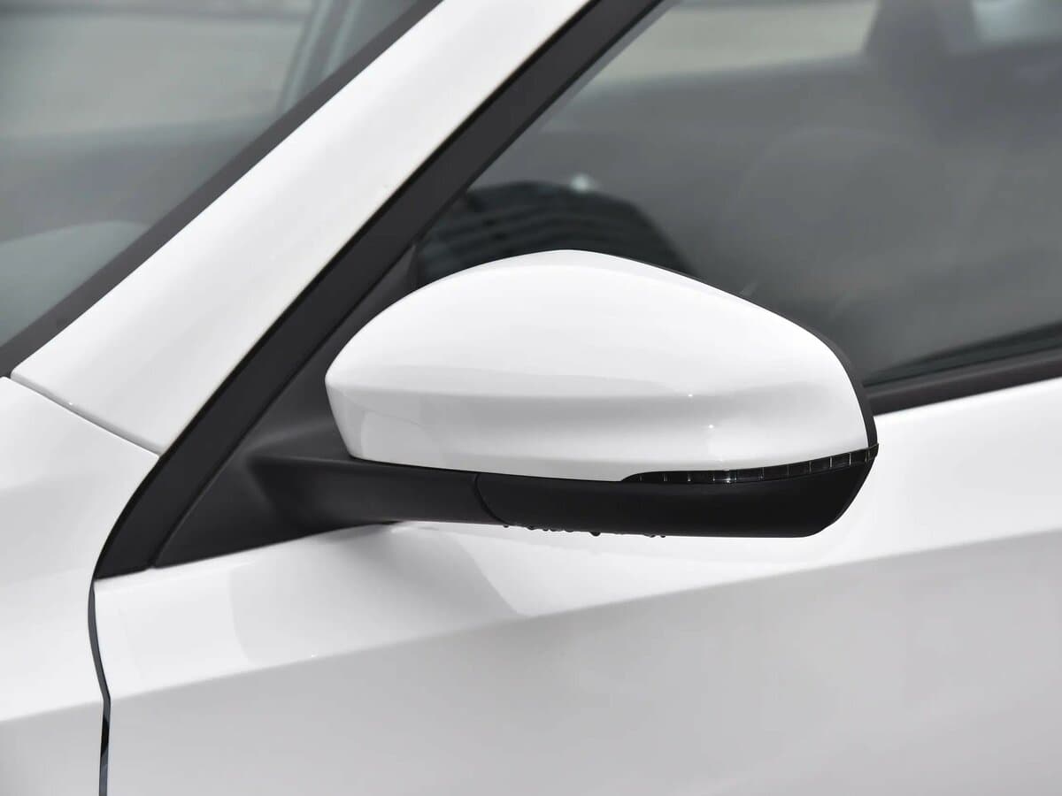 Buick Verano III (Pro) — Yan güzgü