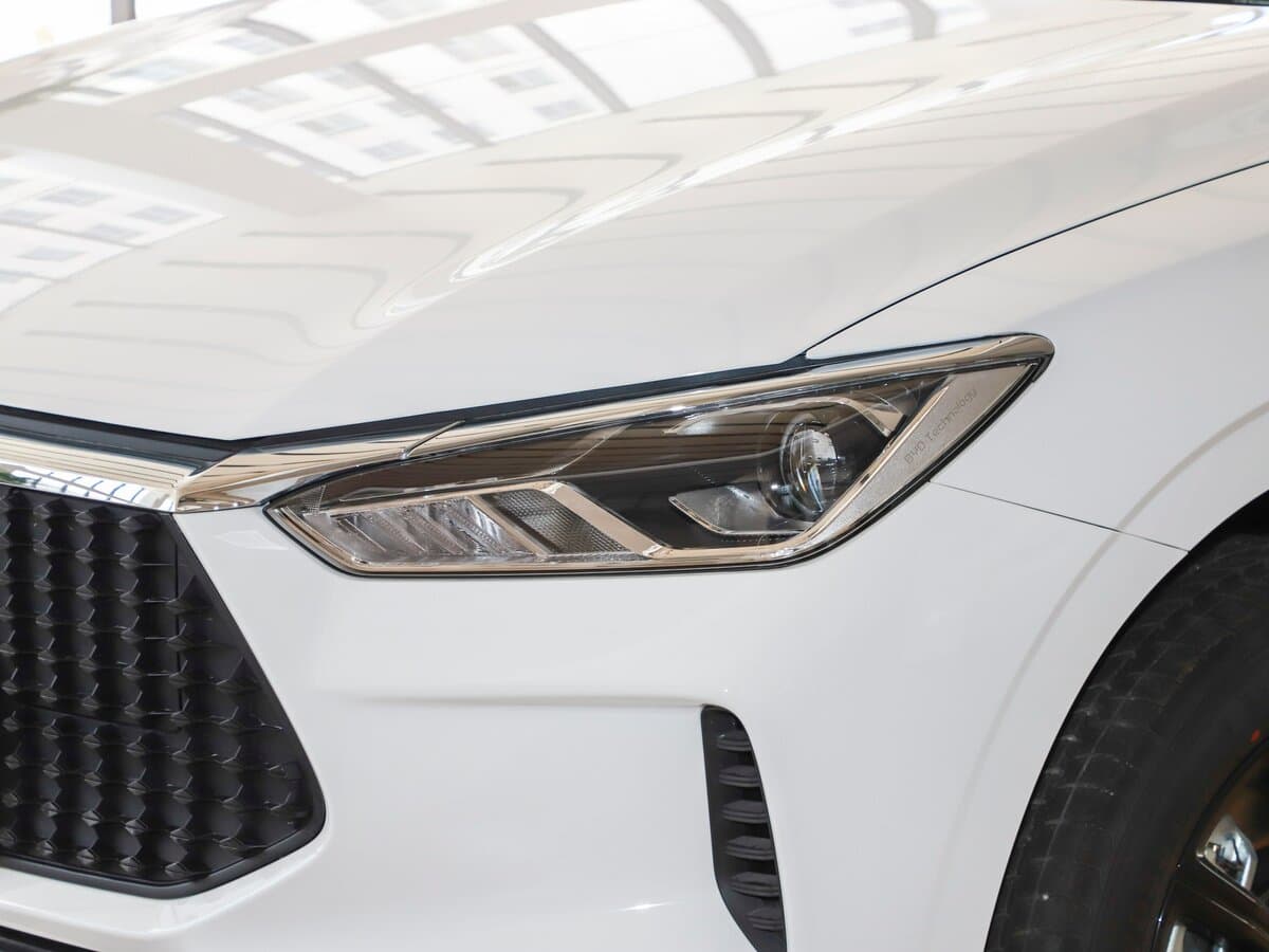 BYD E3 2019 – 2023 — Fara