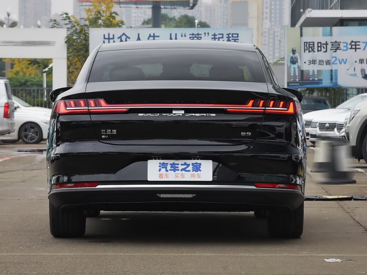 BYD E9 I — Arxadan