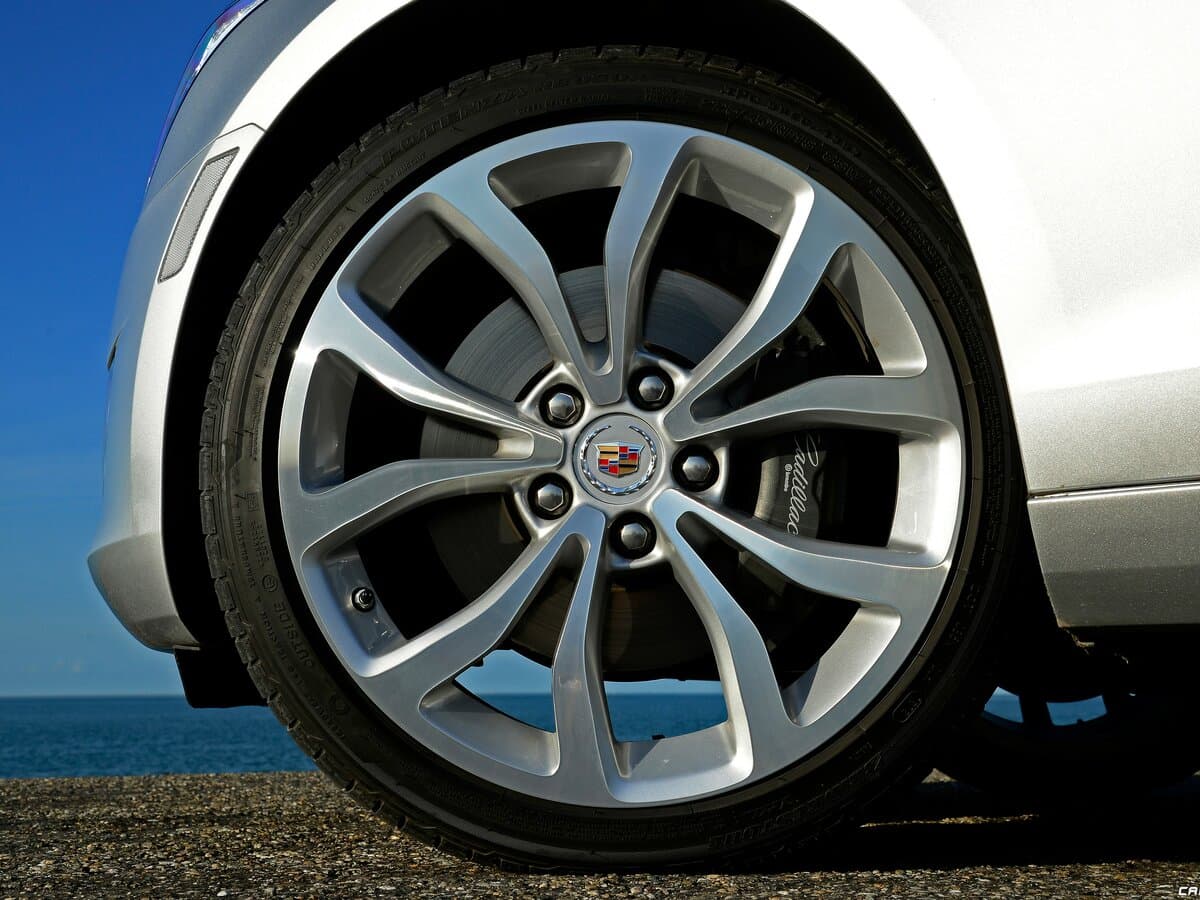 Cadillac ATS I — Təkər