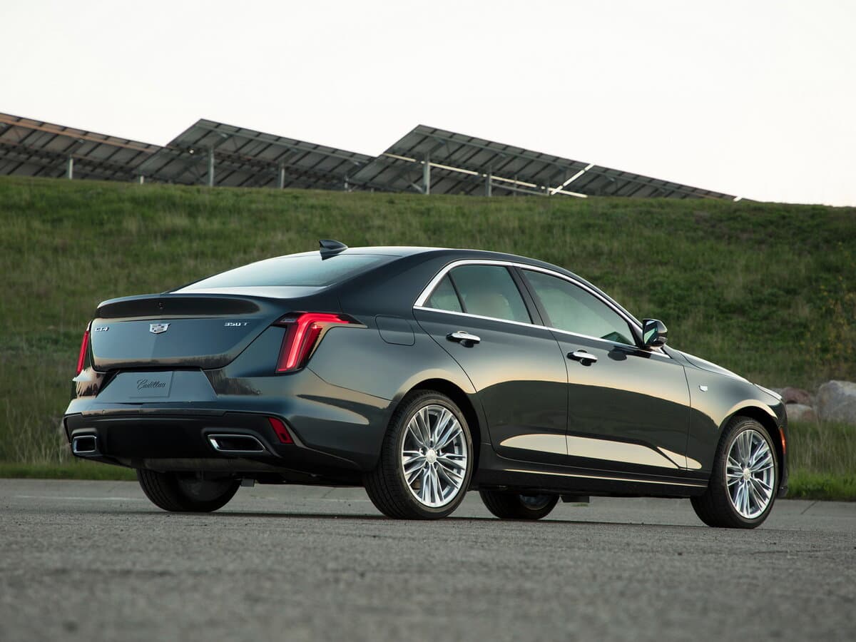 Cadillac CT4 I — 3/4 arxadan
