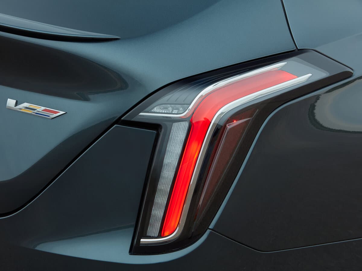 Cadillac CT4-V I — Detal