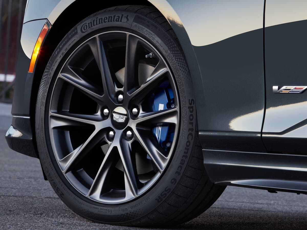 Cadillac CT4-V I — Təkər