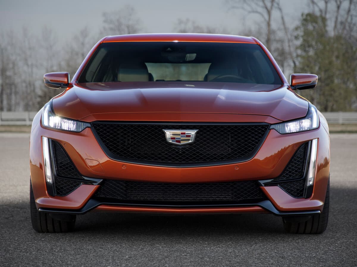 Cadillac CT5-V I — Öndən