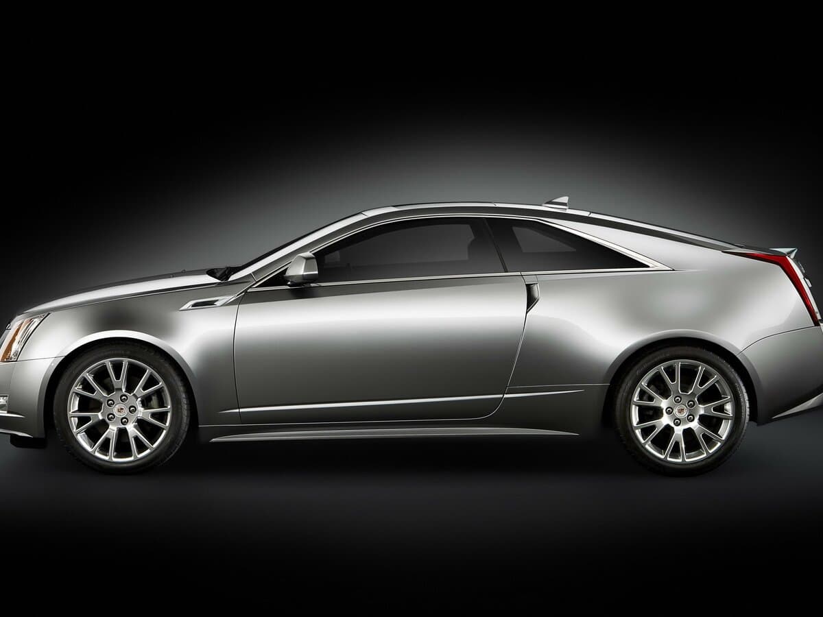 Cadillac CTS II — Yandan
