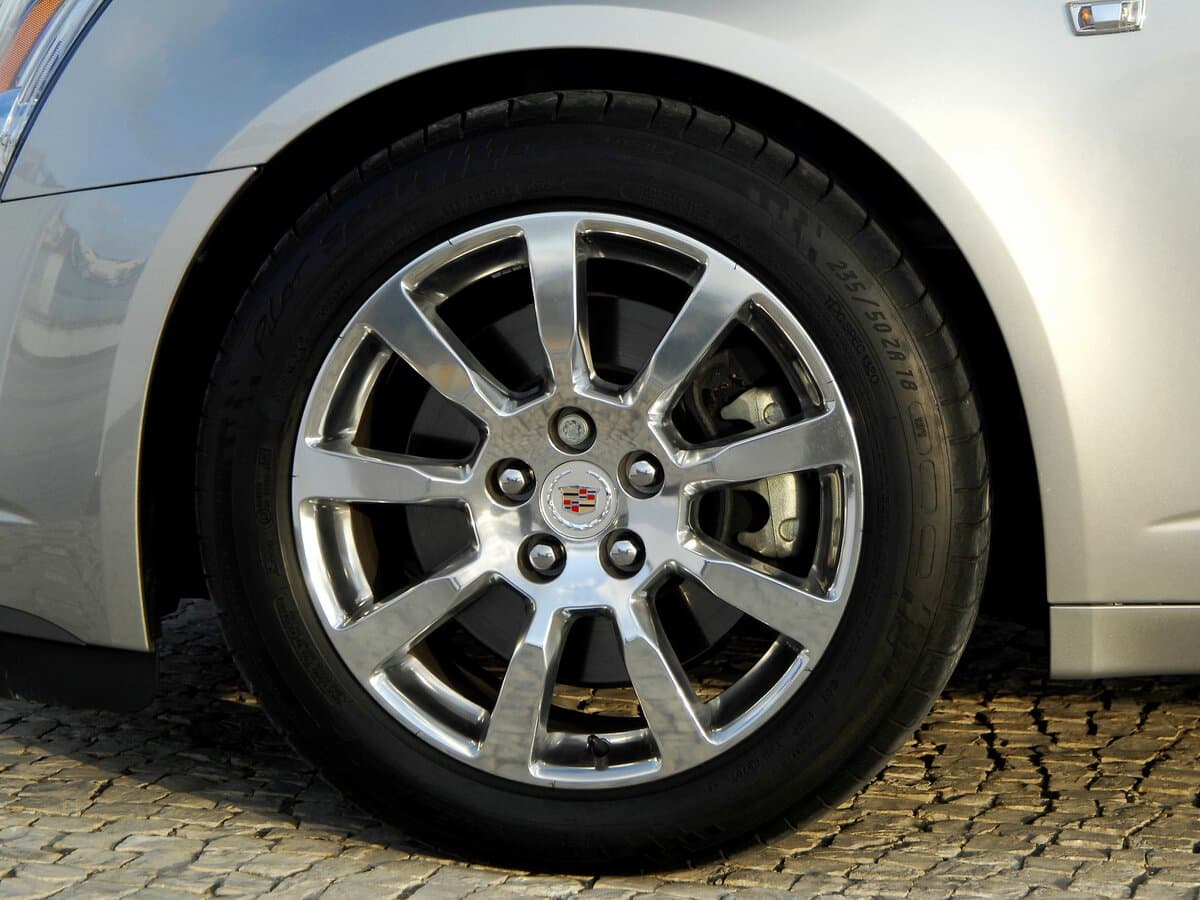 Cadillac CTS II — Təkər