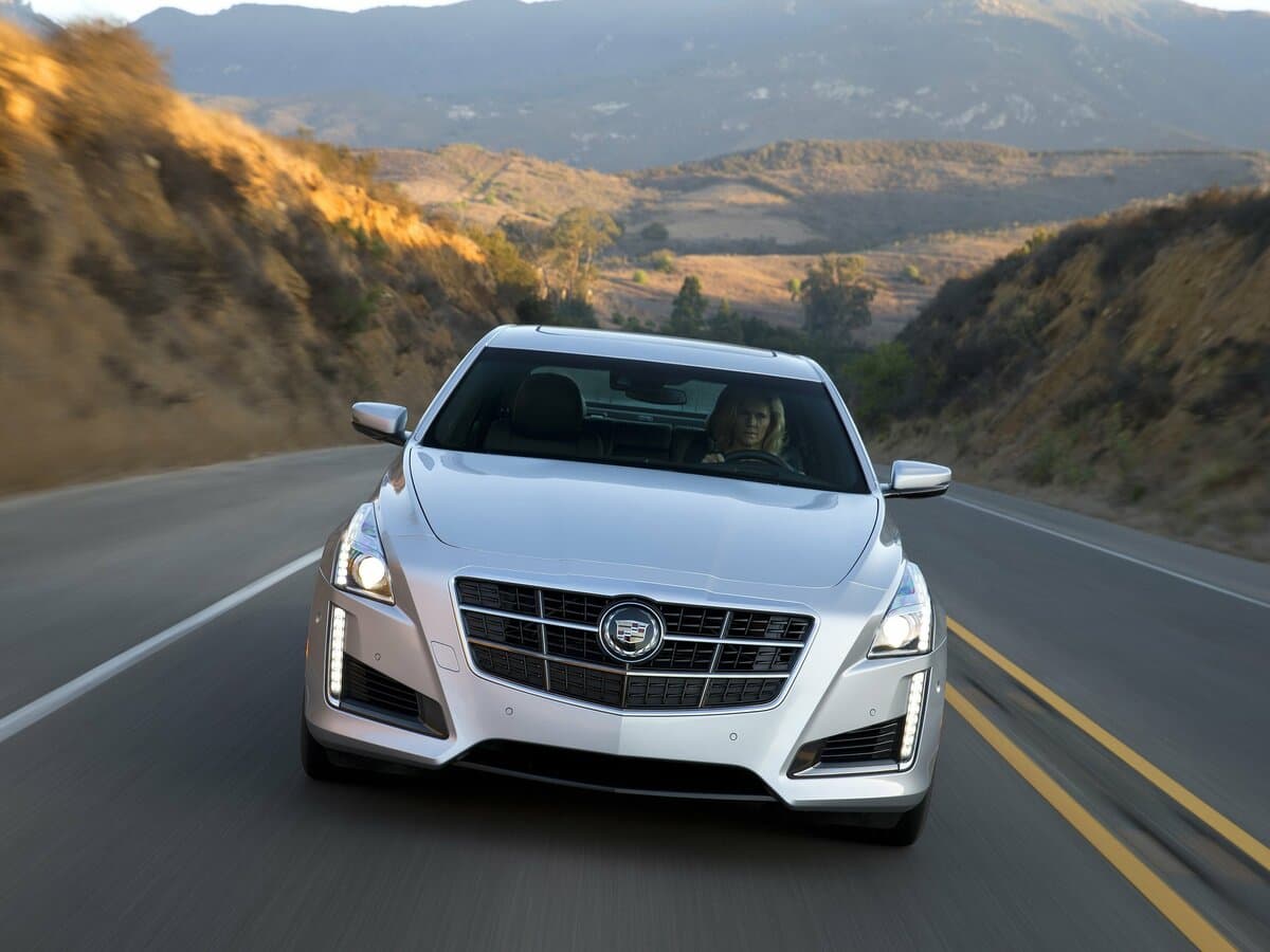 Cadillac CTS III — Öndən