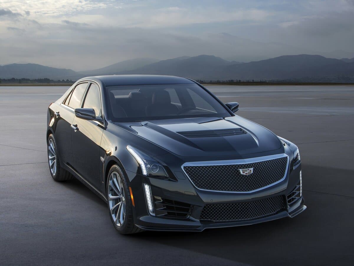 Cadillac CTS-V III — Öndən