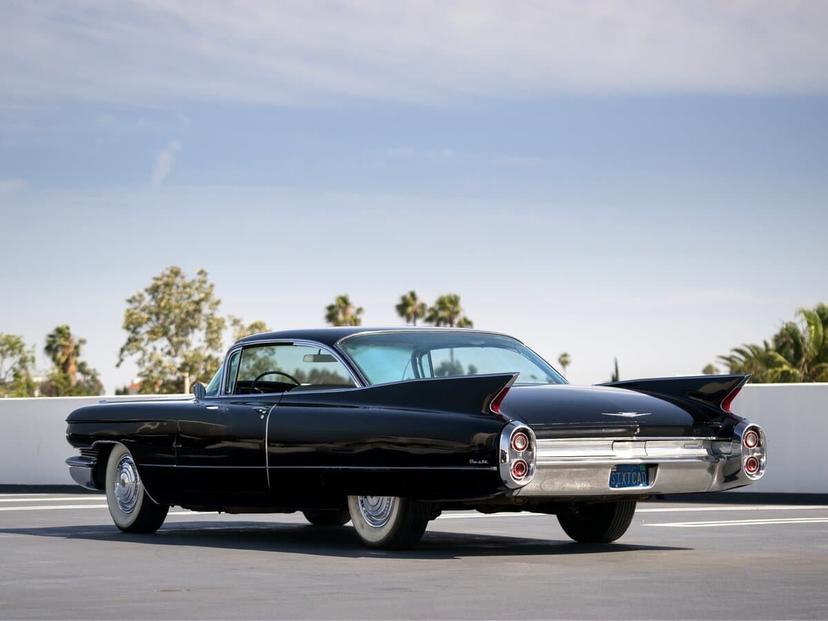 Cadillac DeVille I — 3/4 arxadan