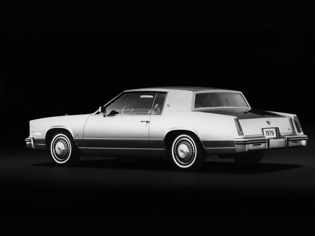 Cadillac Eldorado X — 3/4 arxadan