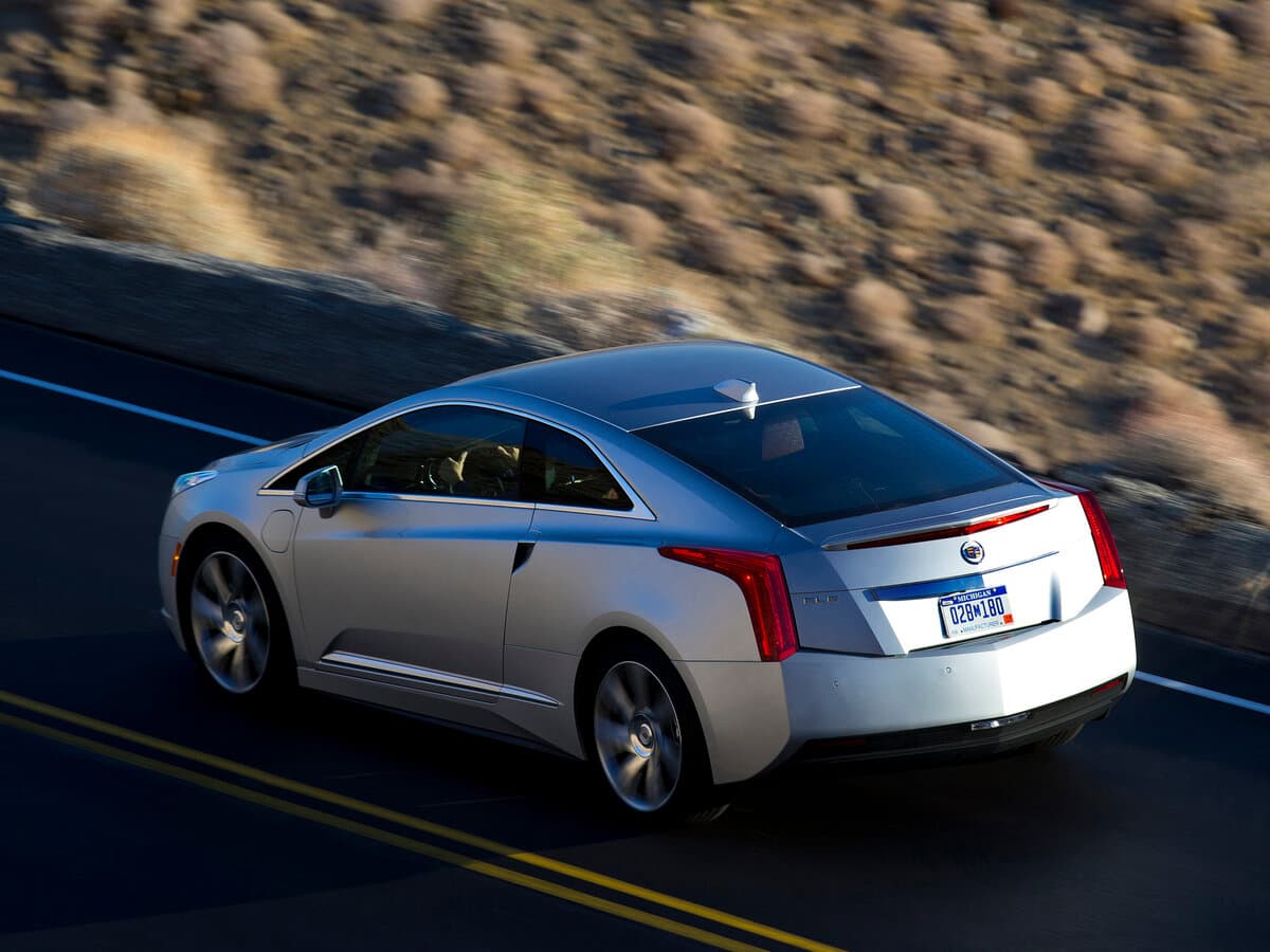 Cadillac ELR I — 3/4 arxadan