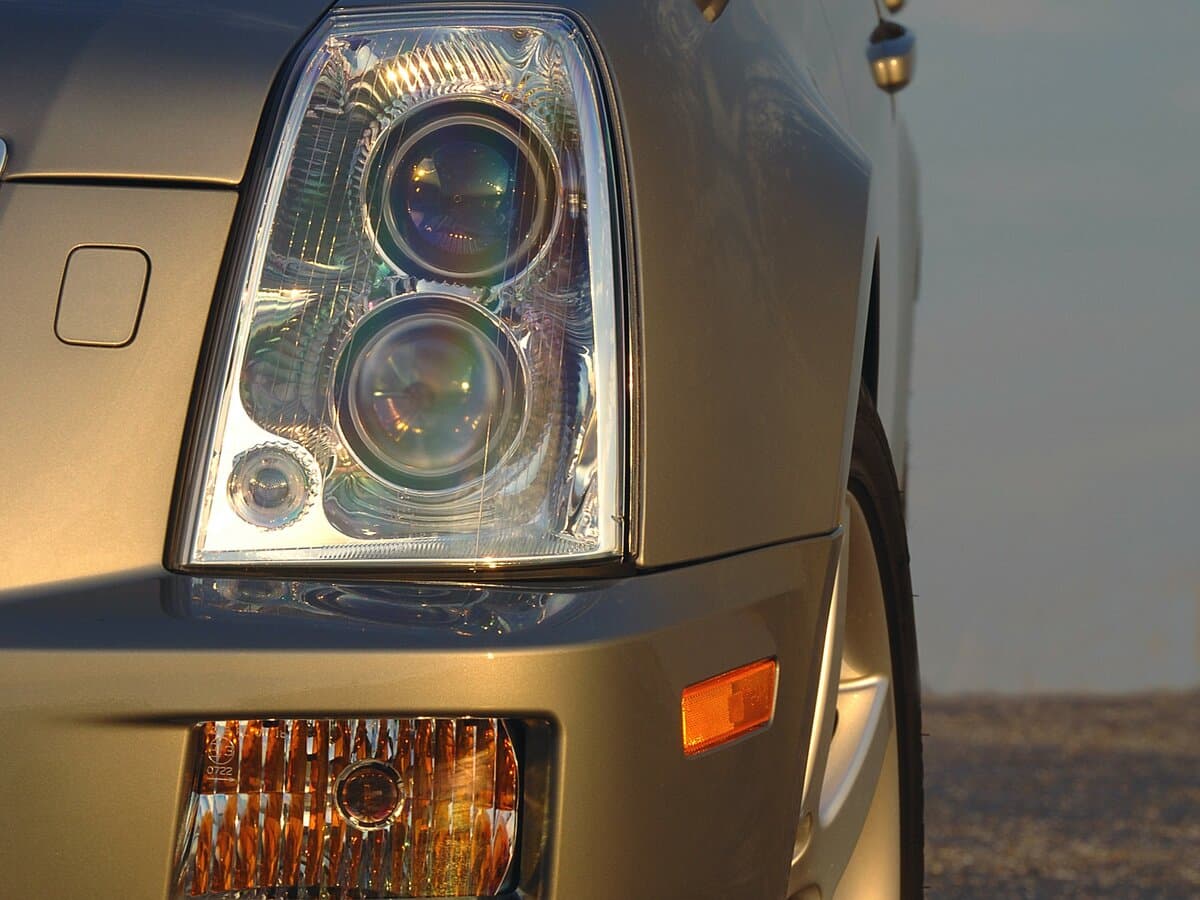 Cadillac STS I — Fara