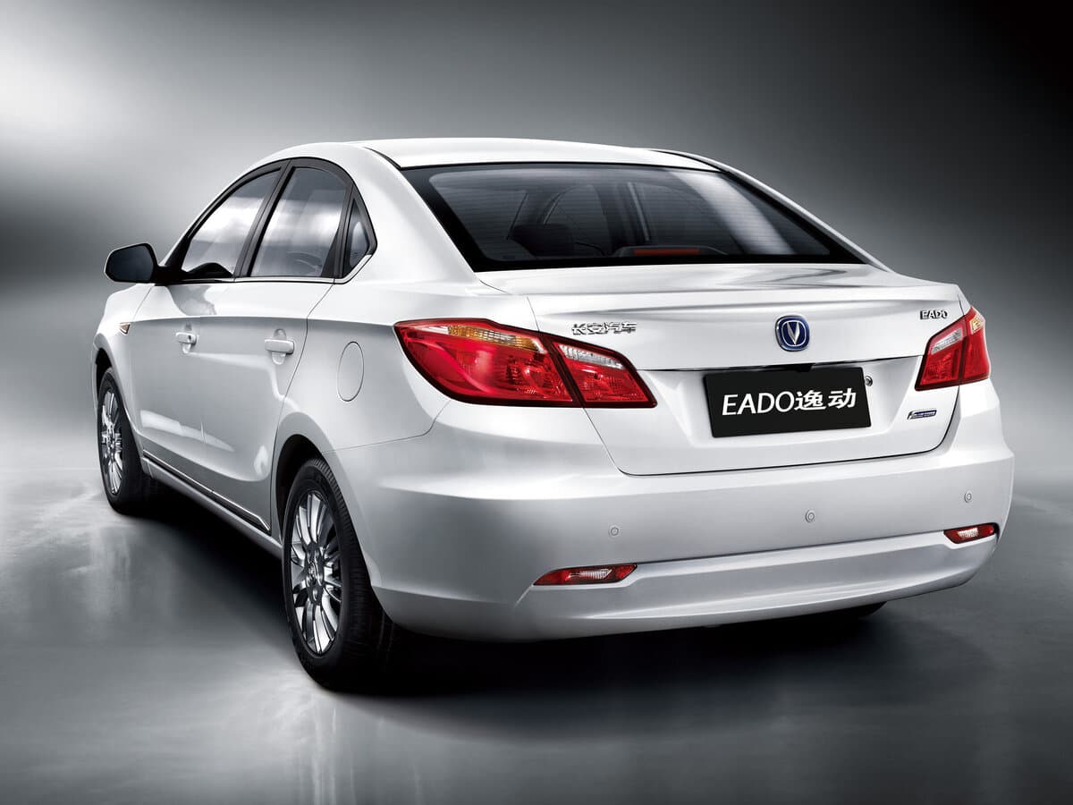 Changan Eado I — 3/4 arxadan